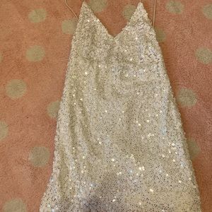 XS Lulu homecoming mini dress